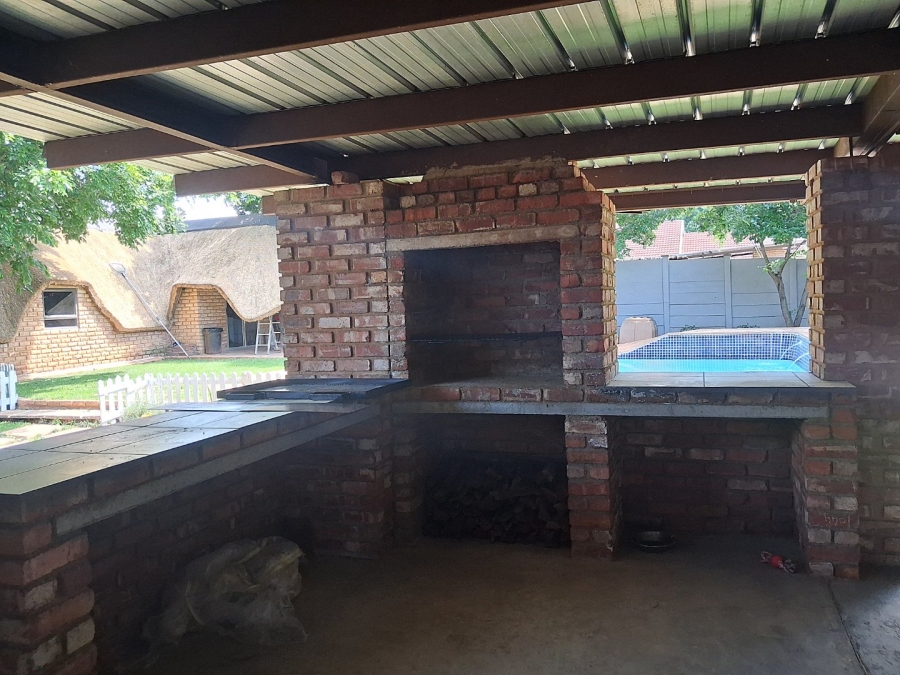 3 Bedroom Property for Sale in Doringkruin North West
